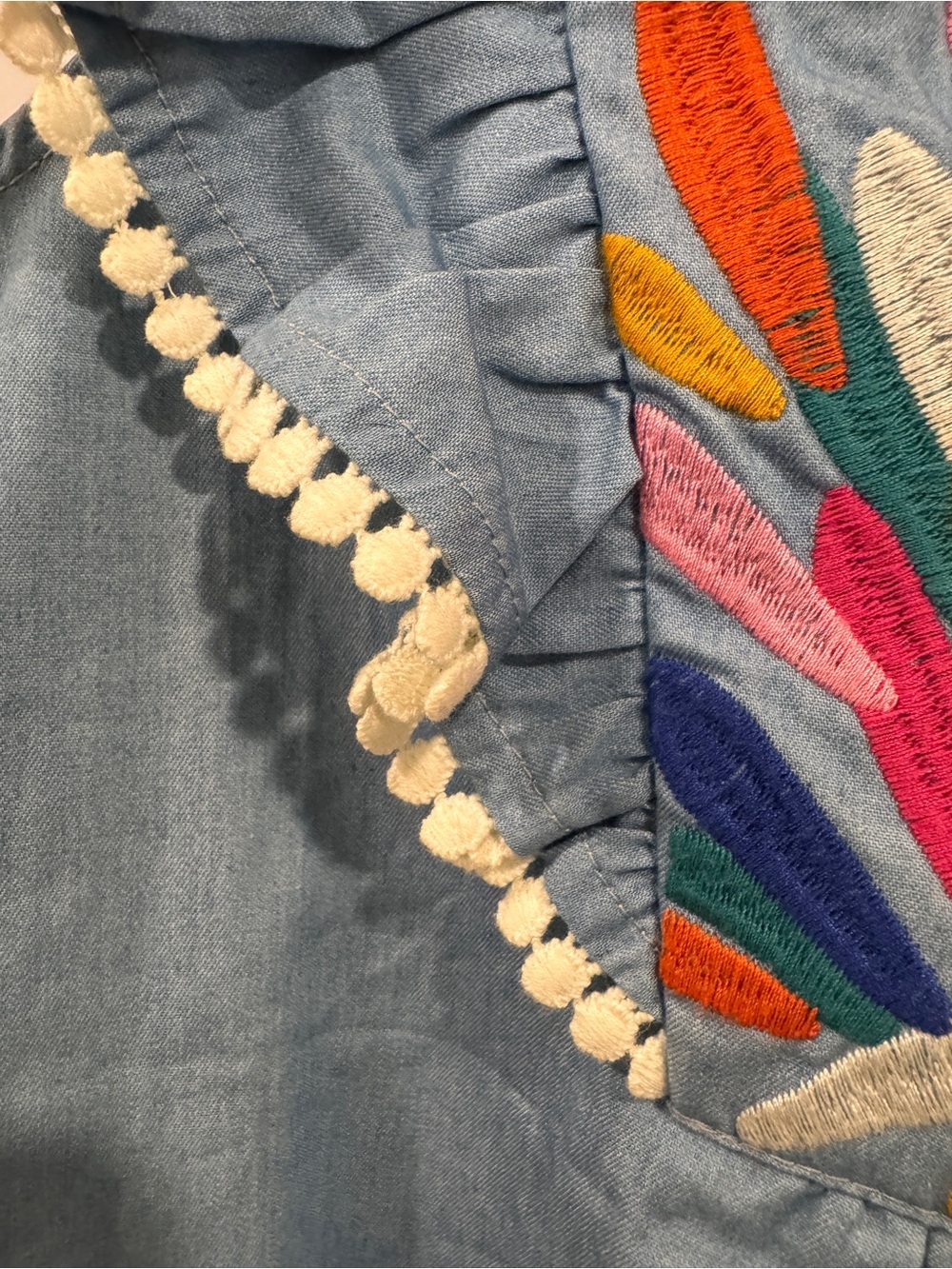 THML XS Light Blue Chambray Top with Multicolor Embroidery - Picture 4 of 8
